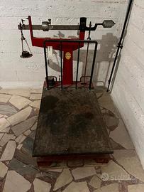 Antica bascula da 300 kg