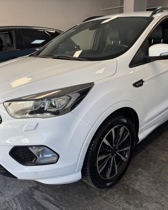 Ford Kuga 1.5 TDCI 120 CV S&S 2WD ST-Line