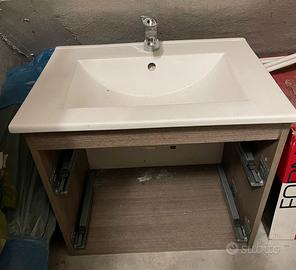 Mobile bagno sospeso