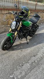 Benelli 752
