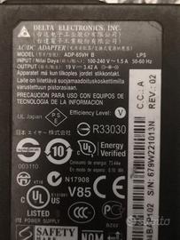 Alimentatore notebook 19 V 3.42 A