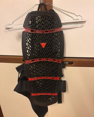 Paraschiena marca Dainese