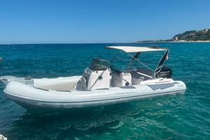 Ranieri Cayman 23 sport touring Mercuri 150