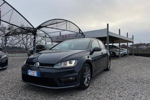 VOLKSWAGEN - Golf - 2.0 TDI 5p. R-Line