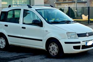 Fiat Panda 1.2 Emotion neopatentati euro5B benzină