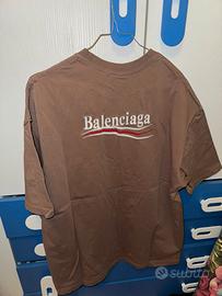 maglietta balenciaga
