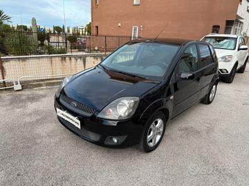 Ford Fiesta 1.4 TDCi 5p. Ghia