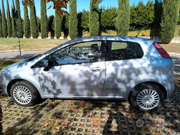 Fiat Punto 1.2 benzina – 80.000 km pronta all’uso