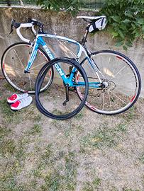 Bici da corsa Bianchi Infinito