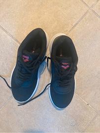 Scarpe Arena tg 38