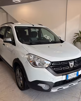 Dacia Lodgy Stepway 1.6 110CV GPL 5 posti