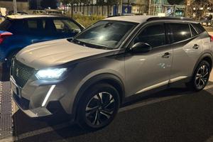 peugeot 2008 1.5 bluehdi 130 cv
