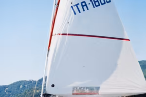 Dinghy 12’ vetroresina con certificato di stazza