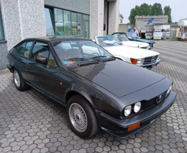 Alfa romeo Alfetta GTV 2.0 130 CV anno 81 ASI