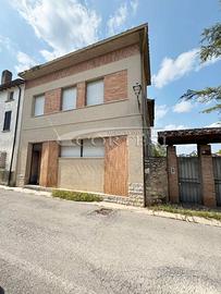 Cielo Terra con Giardino Privato PSV/120