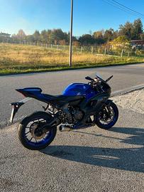 YAMAHA YZF R7