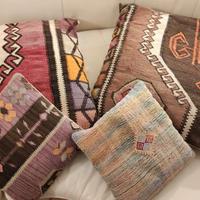 N. 2 SET CUSCINI JUTA VINTAGE KILIM