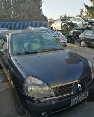 Paraurti anteriore RENAULT CLIO del 2002