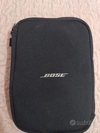 Cuffie. bose