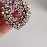 Spilla con paillettes e strass