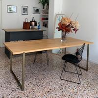 tavolo lungo con piano in legno massello