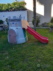 scivolo con casetta  a torre della chicco