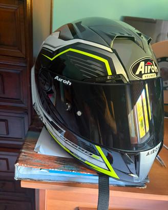 casco moto airoh gp 550s  misura M