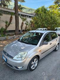 Ford Fiesta 1.4 diesel Ghia 2005