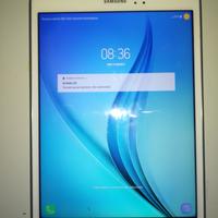 tablet Samsung Tab A //SM-T555 perfetto 