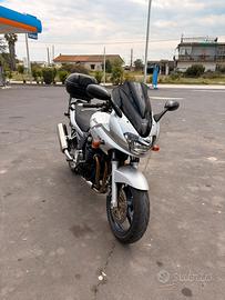 Kawasaki ZR7S 750
