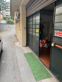 Magazzino officina Como