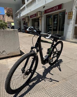 Atala elettrica senza batteria e con motore off