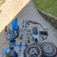 Vari pezzi e blocco motore rs 125