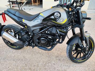 Moto Leoncino 250