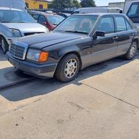 Mercedes 200E per ricambi