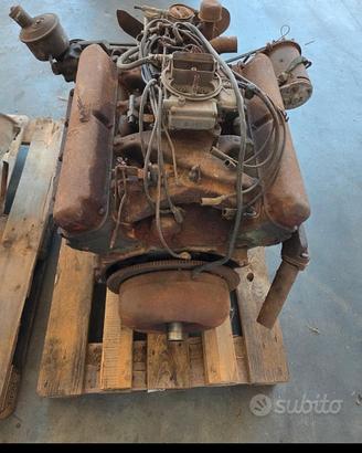 motore ford 475 v8 e cambio automatico 