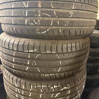 Gomme 225/45 R19