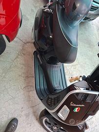 vespa gts 300