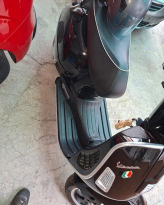 vespa gts 300