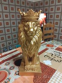  Statua Leone con Corona l/in Resina /Oro