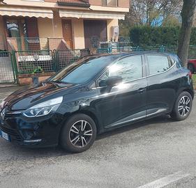 Renault Clio - Nera 2017 (Neopatentati)