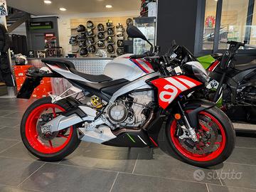 Aprilia Tuono 660
