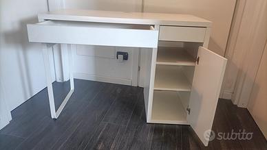 scrivania MICKE ikea