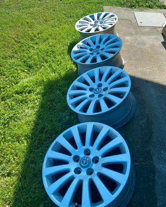 cerchi in lega da 18x8J H2 ex Opel Insignia