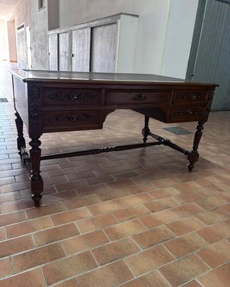 Scrivania