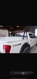 Nissan navara trek