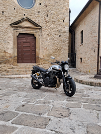 Yamaha XJR 1300