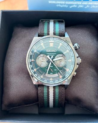 Seiko Chronograph Date Green Dial  SSB411P1