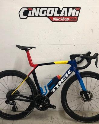 TREK Madone 8 SLR 9 Team Replica