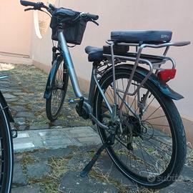 bicicletta uomo donna elettrica 